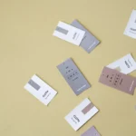 Textilsiegel im Vergleich: GOTS, OEKO-TEX und Grüner Knopf